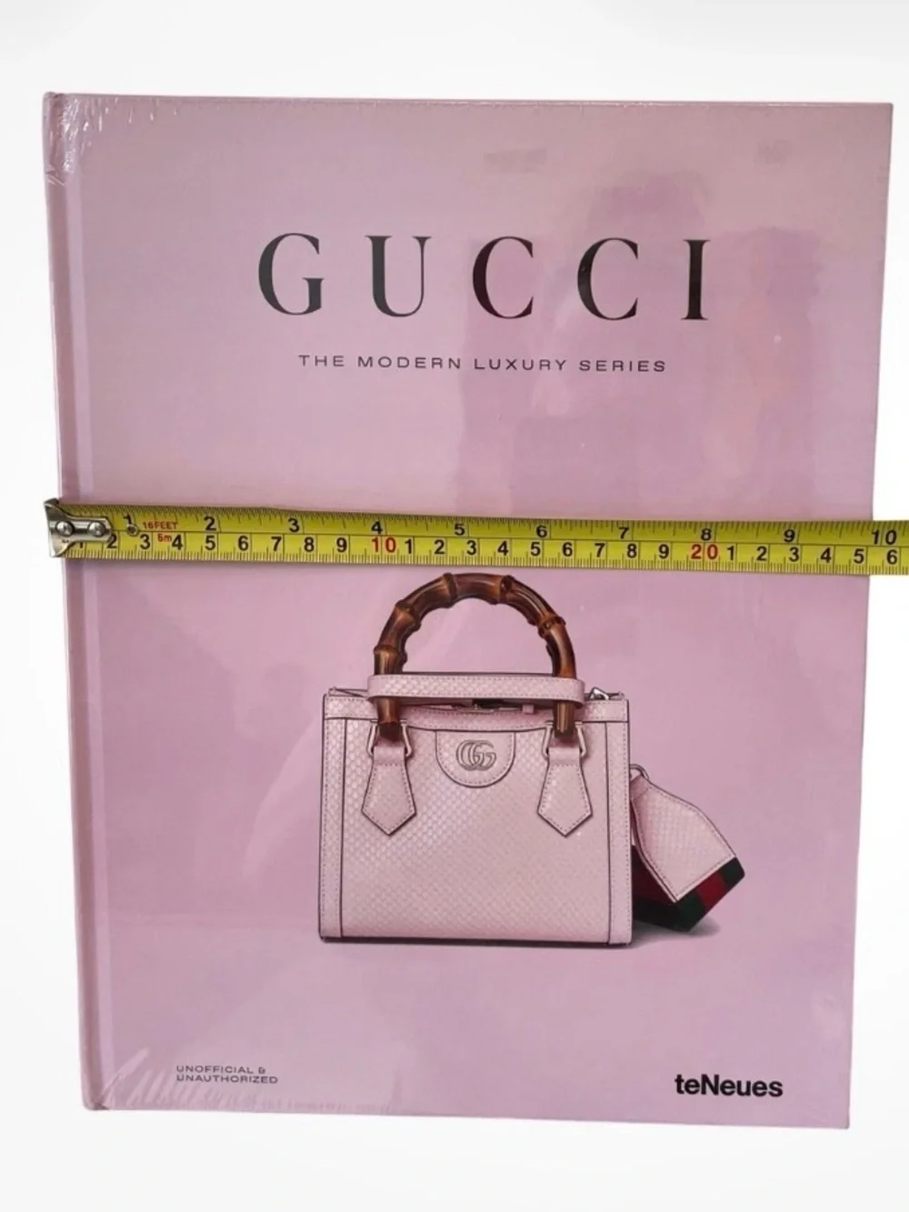 SEALED Gucci teNuees The Modern Luxury Series Pink Hardcover Coffee Table Book